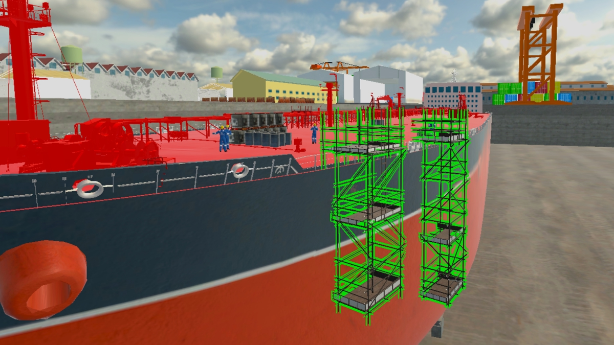 VR training scene of a shipyard with a large red vessel docked. Two green scaffolding structures are attached to the ship’s side, and workers in blue safety uniforms are visible on the deck. Cranes and industrial buildings appear in the background under a partly cloudy sky.