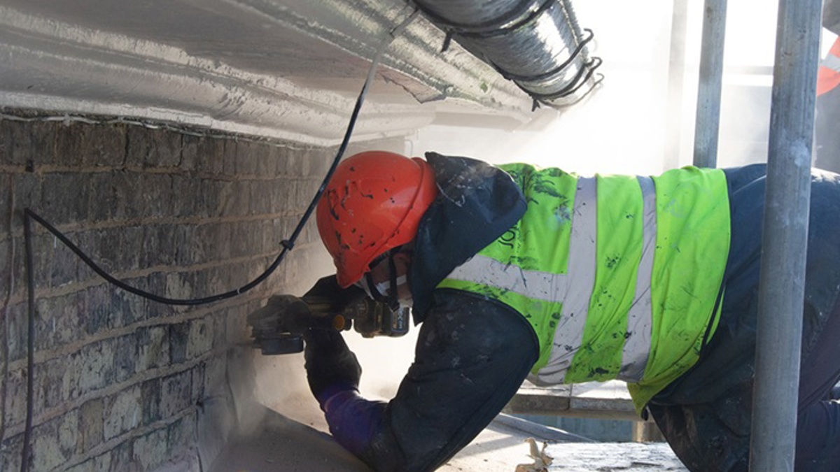 Ban on engineered stone dry cutting