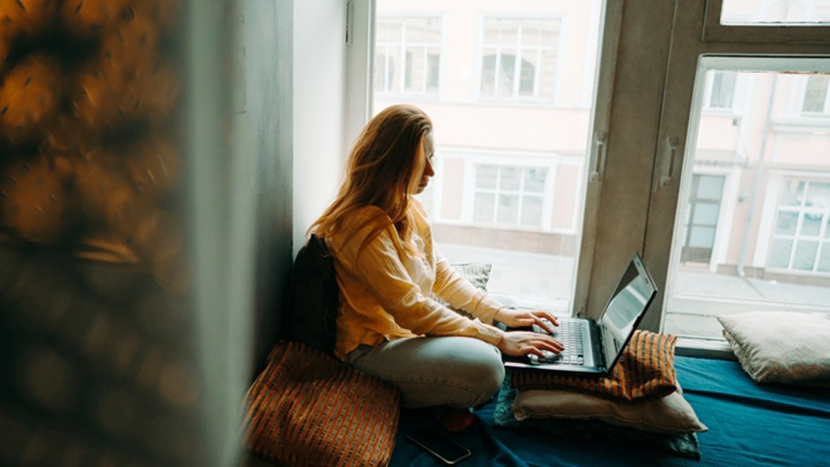 Home working harms young workers